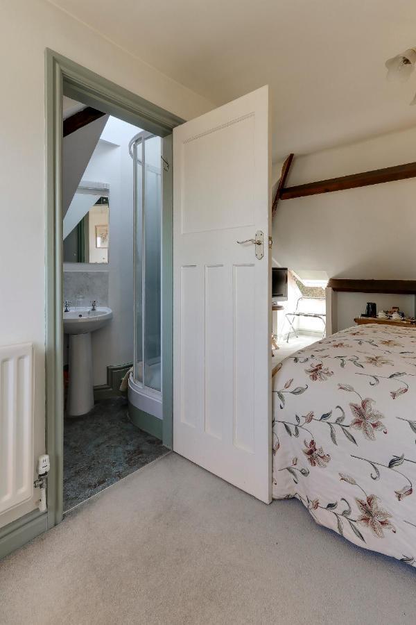 The Yellow House B&B Woodborough  ภายนอก รูปภาพ